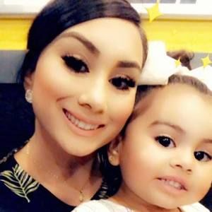 Meet your Posher, Jasmin a